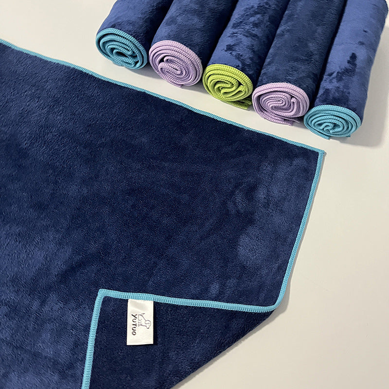 Cross-border e-commerce hot-selling dog water-absorbing quick-drying bath towels are soft and thickened, and pet bath towels can be added with logo.